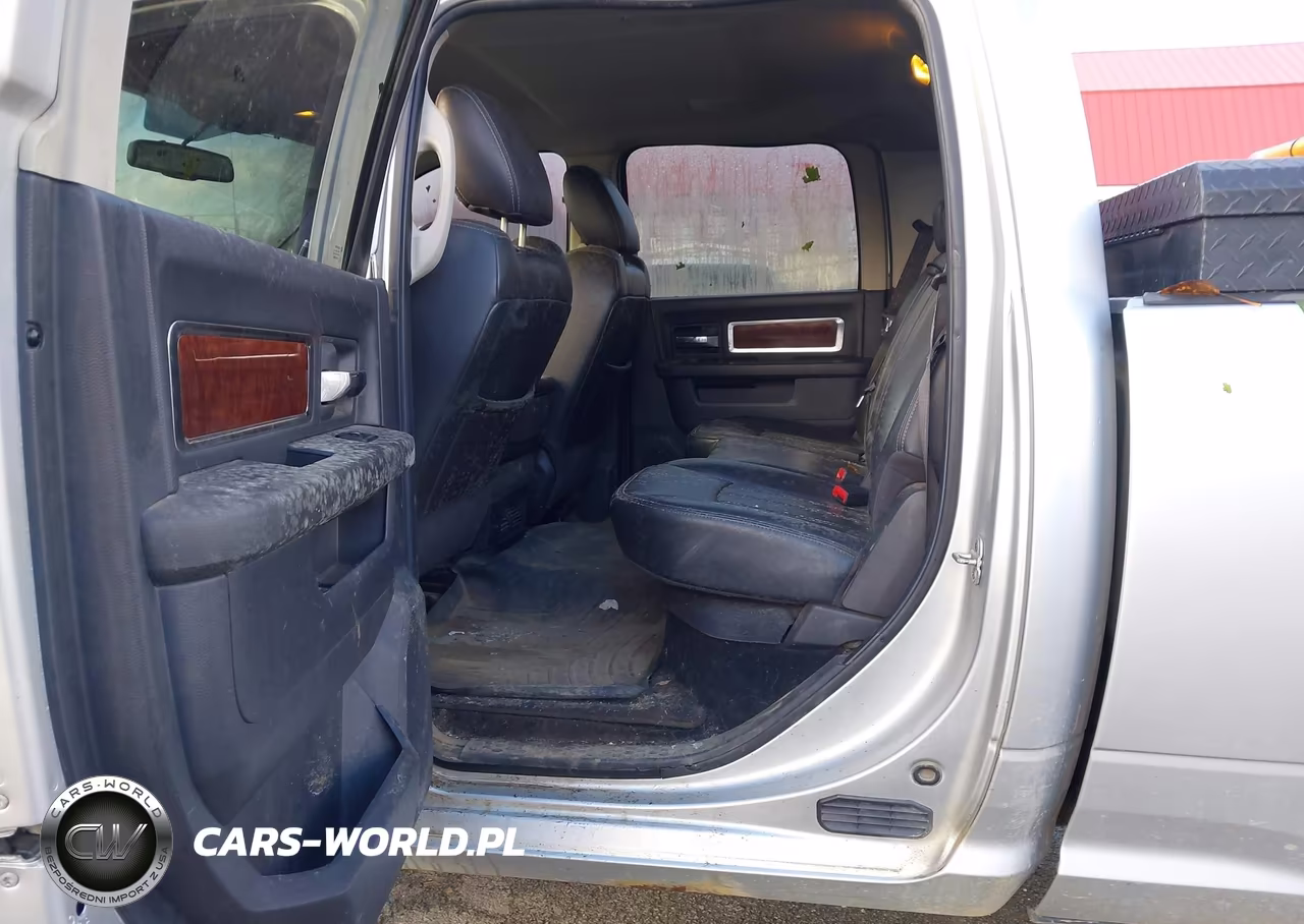 2010 Dodge Ram 3500 Laramie VIN:3D73Y3CL1AG142583 - 6