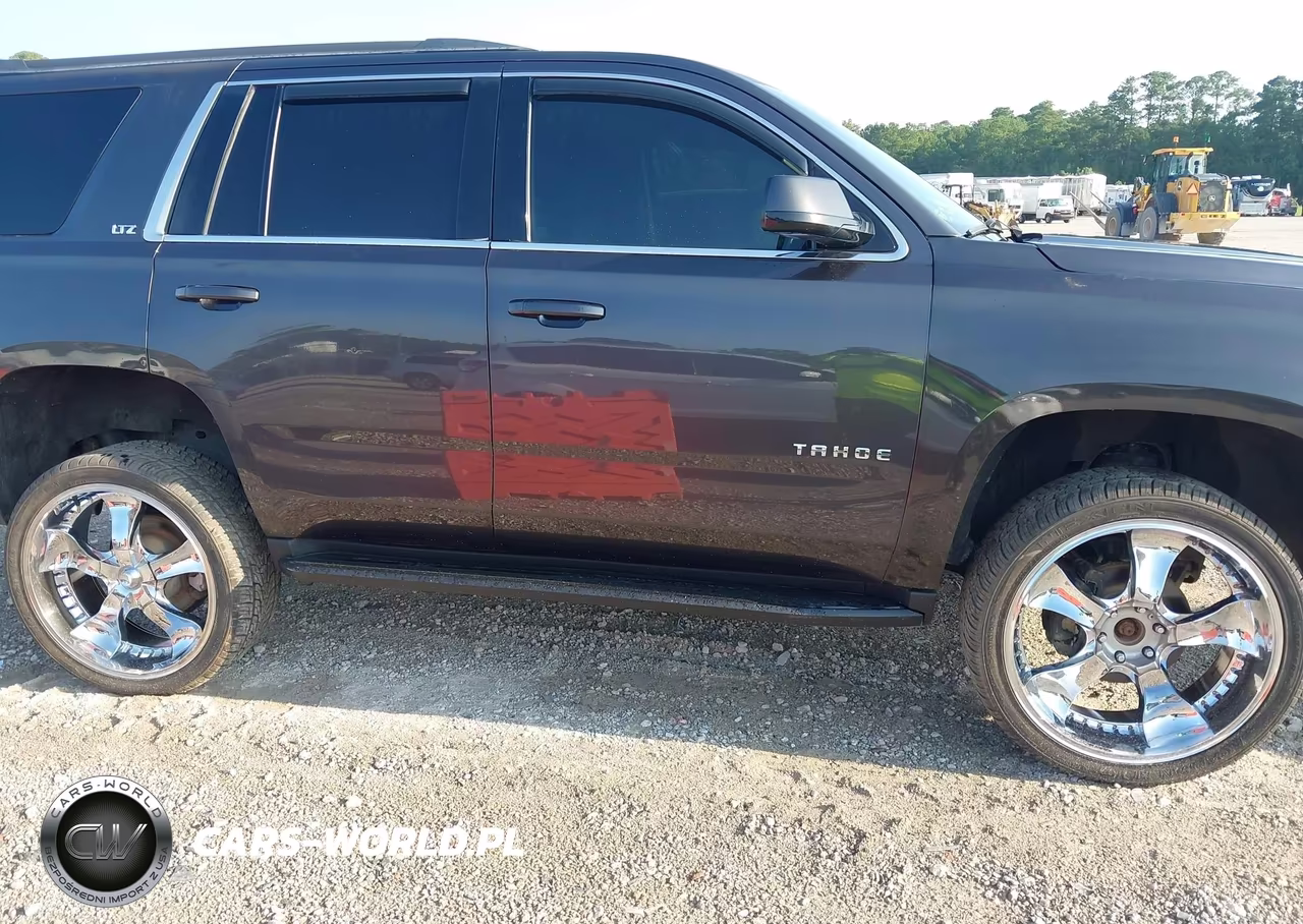 2015 Chevrolet Tahoe Lt VIN:1GNSKBKC9FR202336 - 13