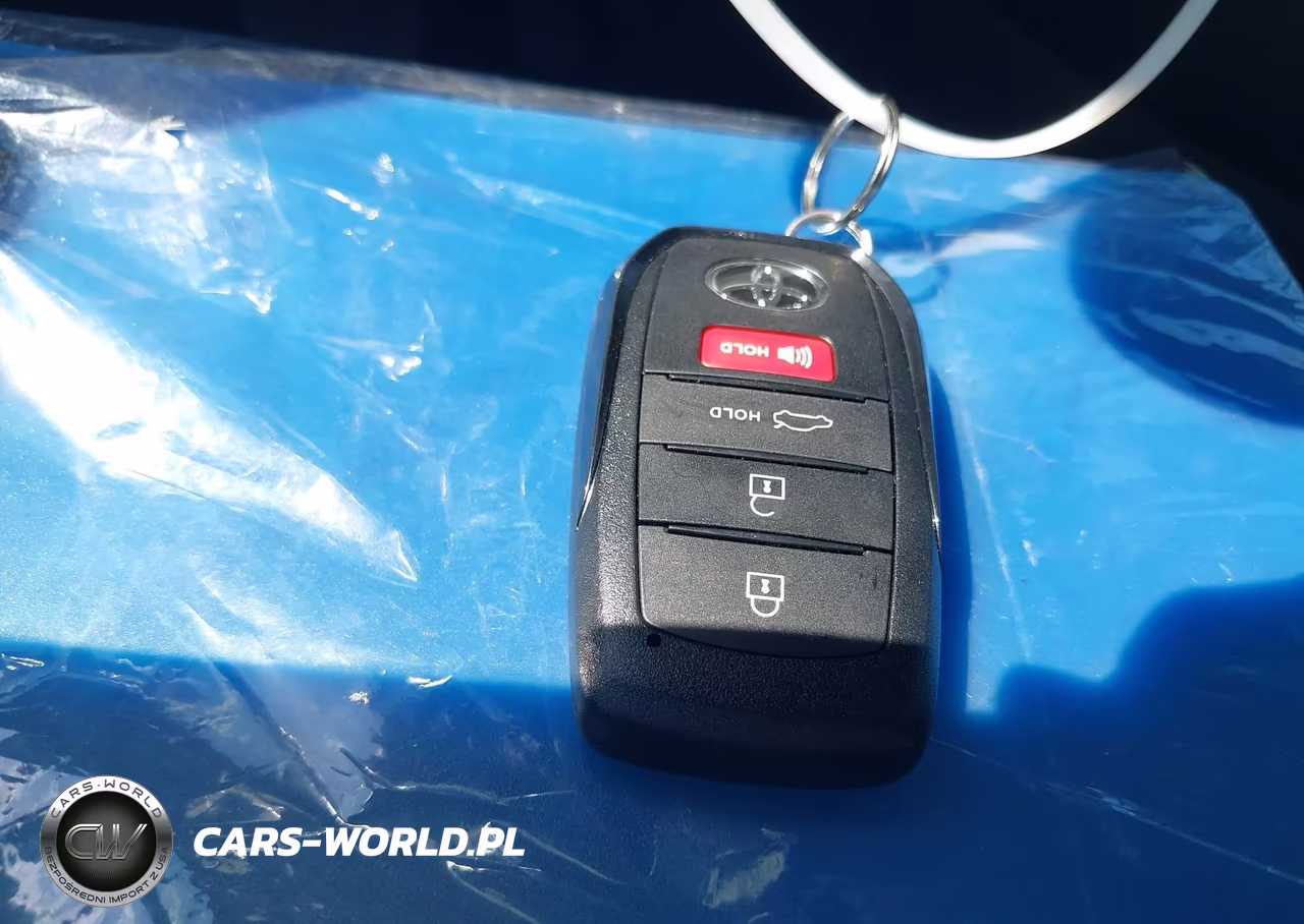 2025 Toyota Corolla Hybrid Se VIN:JTDBCMFE0S3086566 - 11
