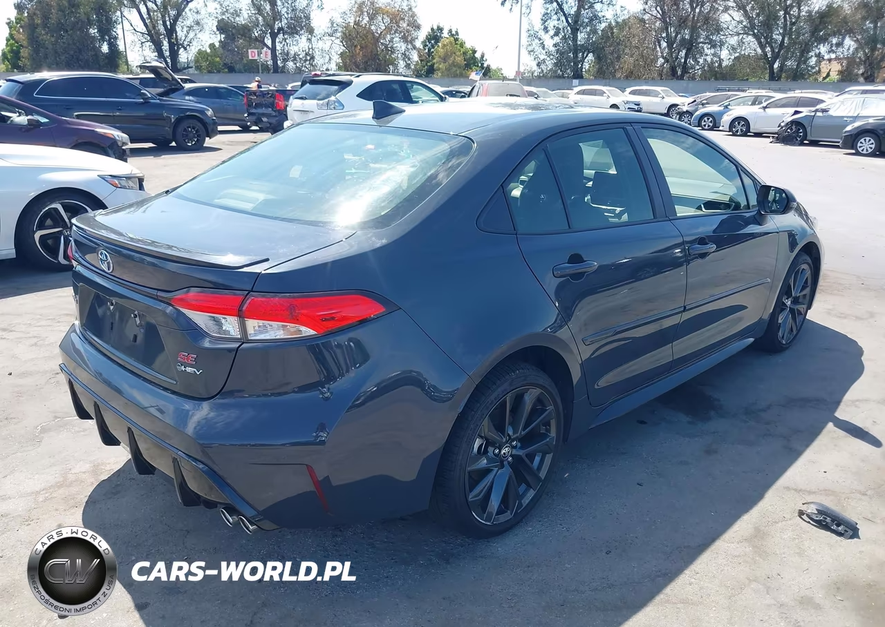 2025 Toyota Corolla Hybrid Se VIN:JTDBCMFE0S3086566 - 4