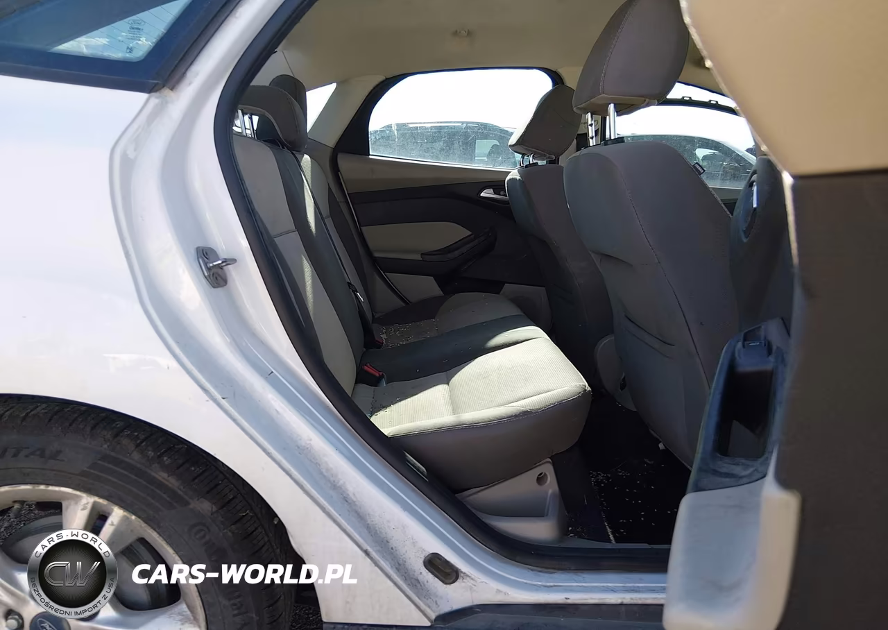 2014 Ford Focus Se VIN:1FADP3F25EL247209 - 8