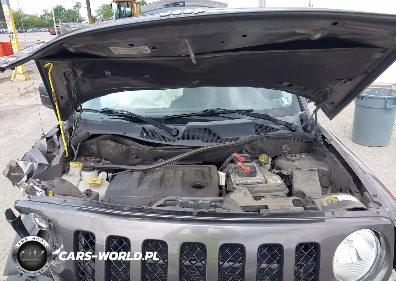 2016 Jeep Patriot Sport VIN:1C4NJPBB0GD738572 - 10
