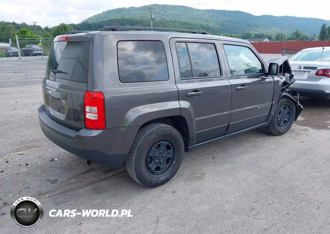 2016 Jeep Patriot Sport VIN:1C4NJPBB0GD738572 - 4