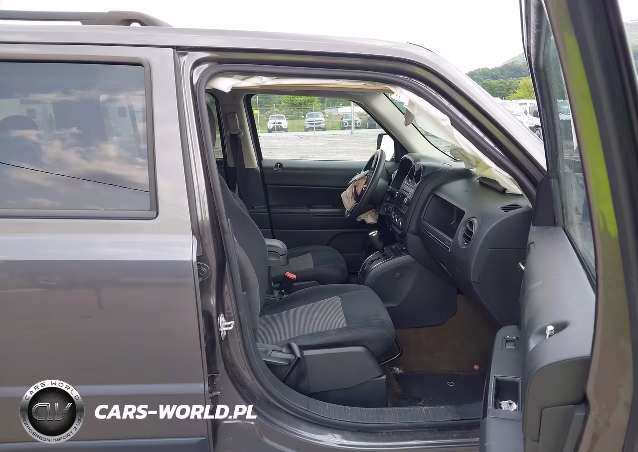 2016 Jeep Patriot Sport VIN:1C4NJPBB0GD738572 - 5