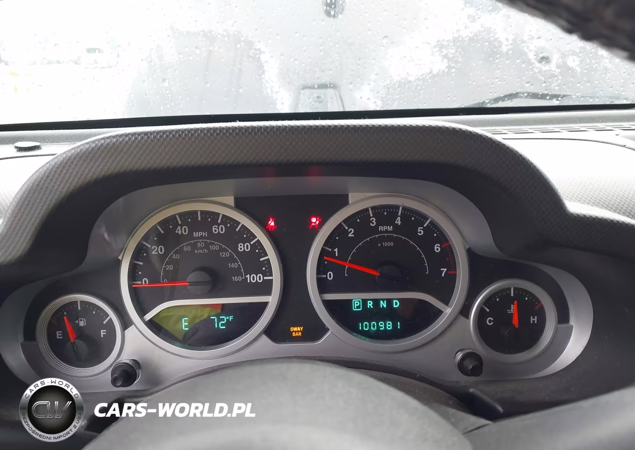 2007 Jeep Wrangler Rubicon VIN:1J4GA64197L194712 - 7