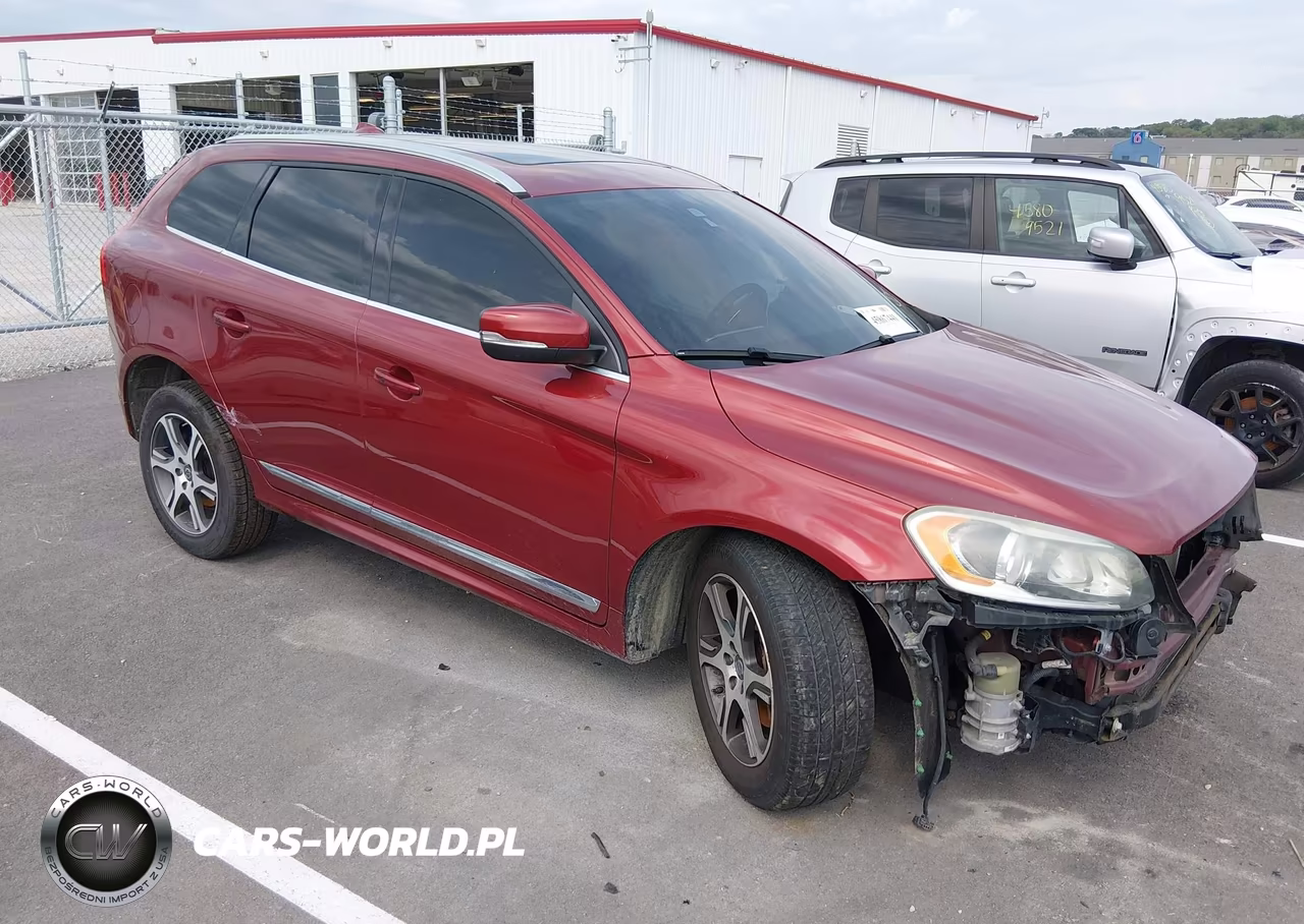 2015 Volvo Xc60 T6 Premier Plus – zdjęcie 1 z 17