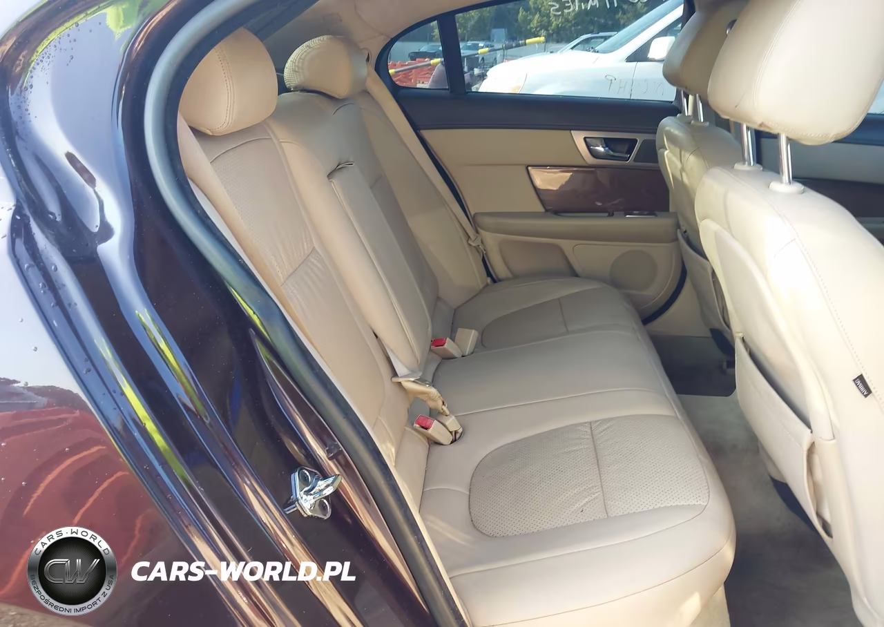 2011 Jaguar Xf Supercharged VIN:SAJWA0HE8BMR99763 - 8