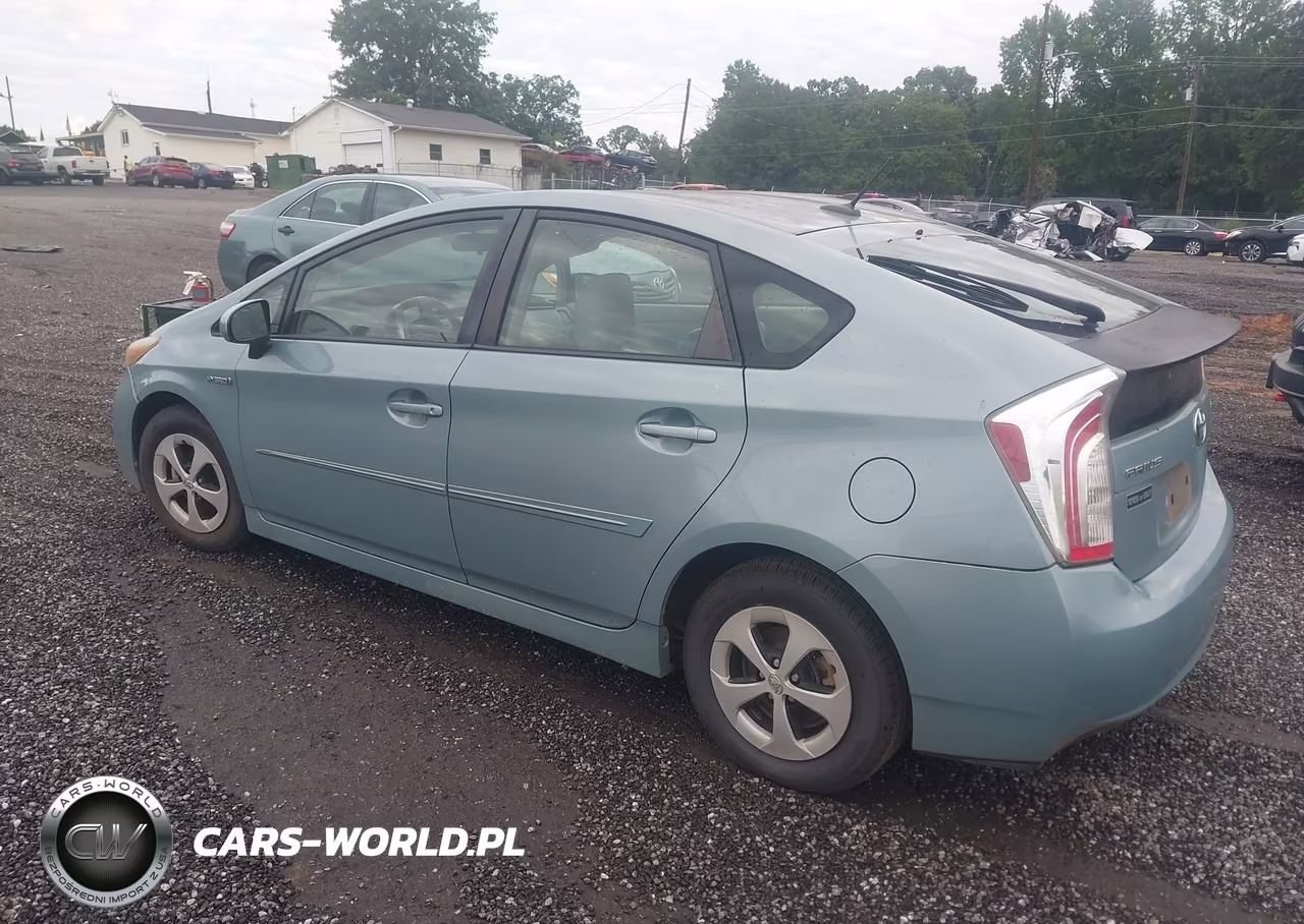 2013 Toyota Prius Three VIN:JTDKN3DU9D5580785 - 3