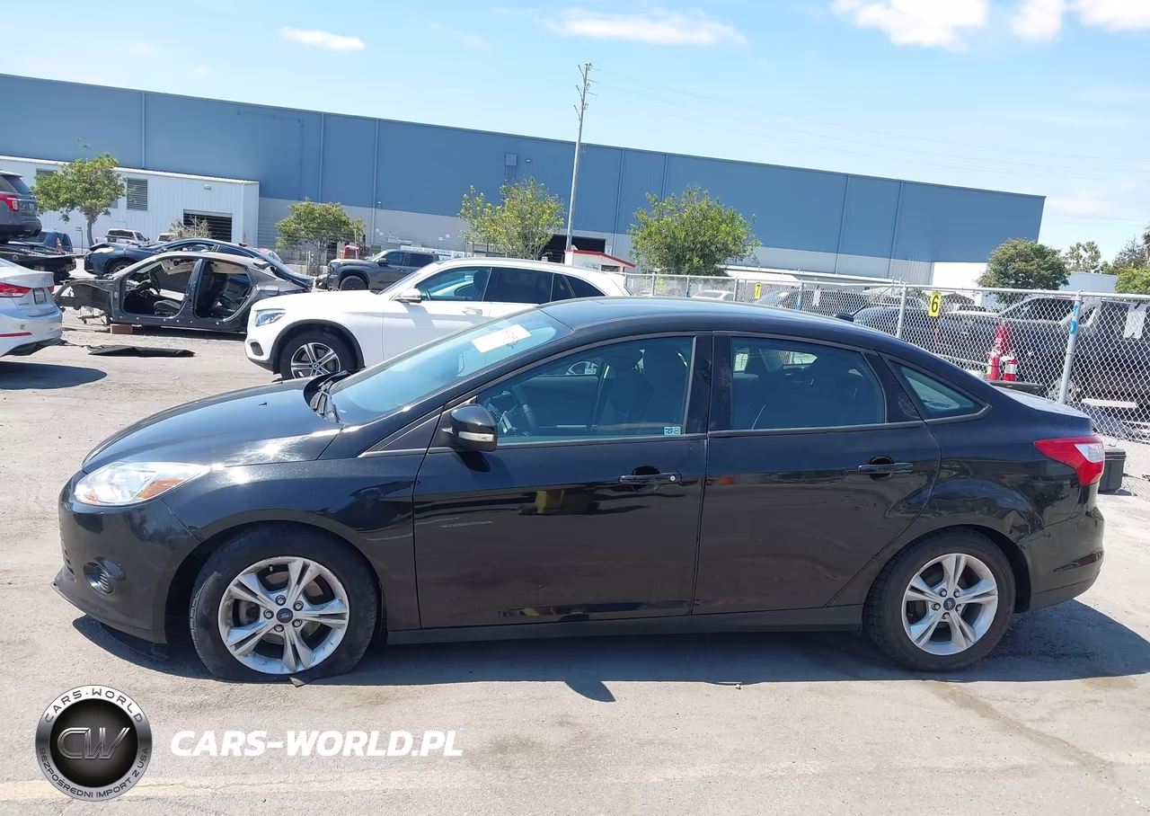 2014 Ford Focus Se VIN:1FADP3F23EL408009 - 14
