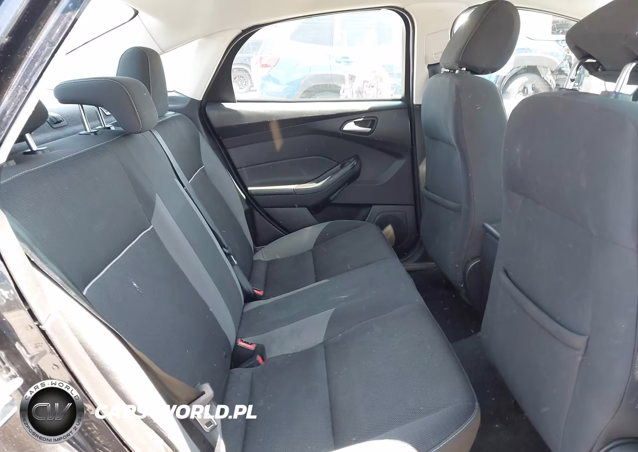 2014 Ford Focus Se VIN:1FADP3F23EL408009 - 8