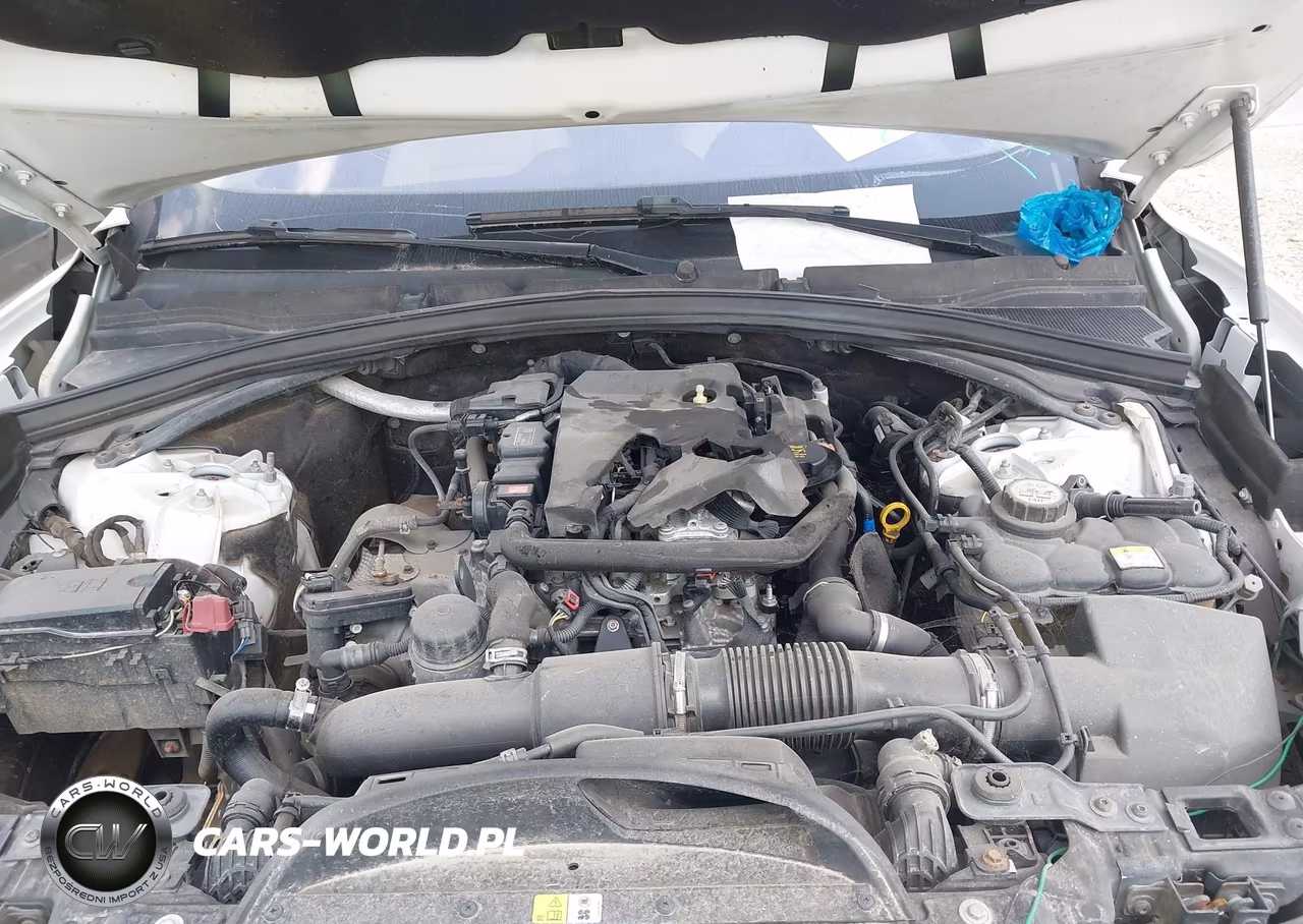 2018 Jaguar F-Pace 25T Premium VIN:SADCJ2FX4JA254014 - 10