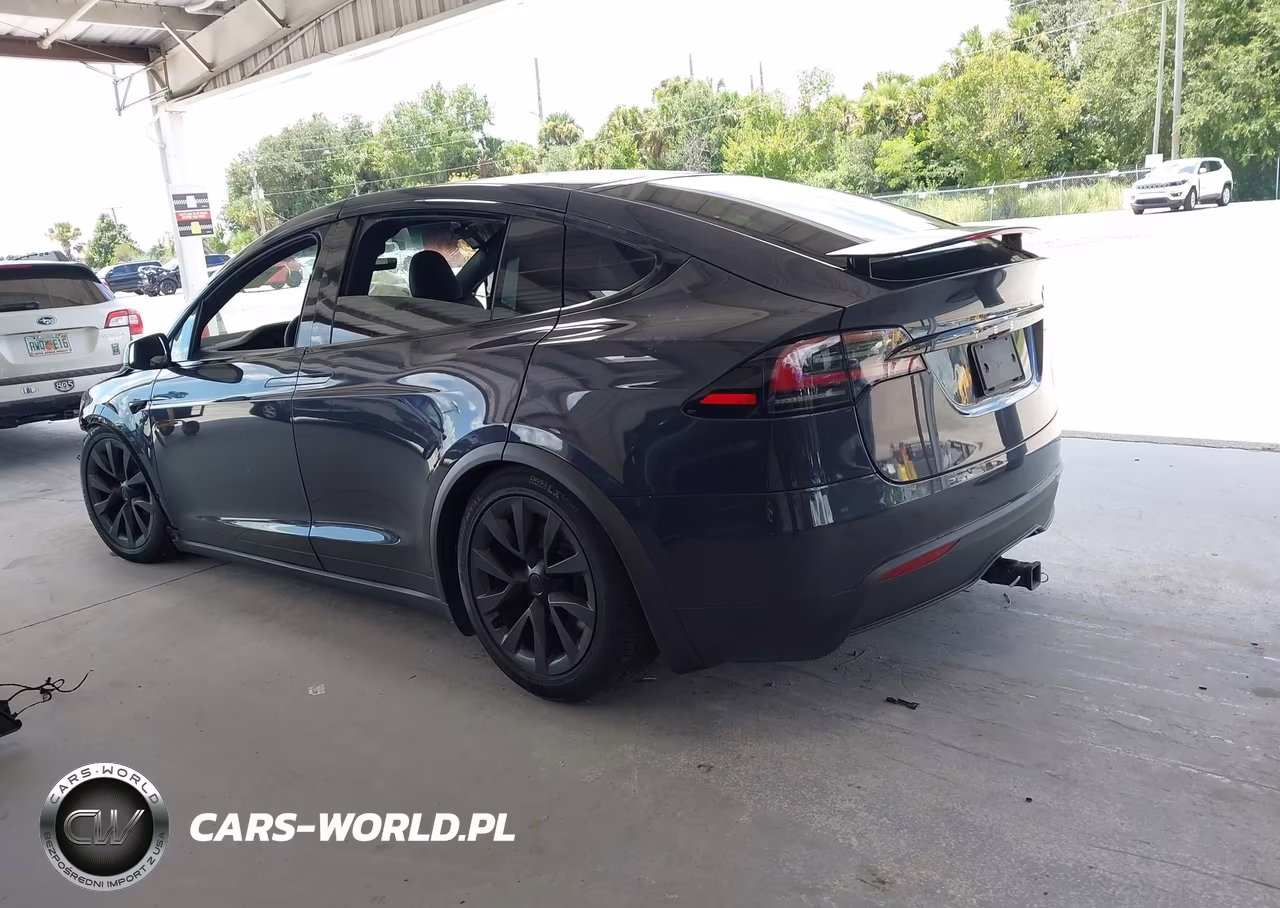 2024 Tesla Model X Long Range VIN:7SAXCDE53RF442032 - 3