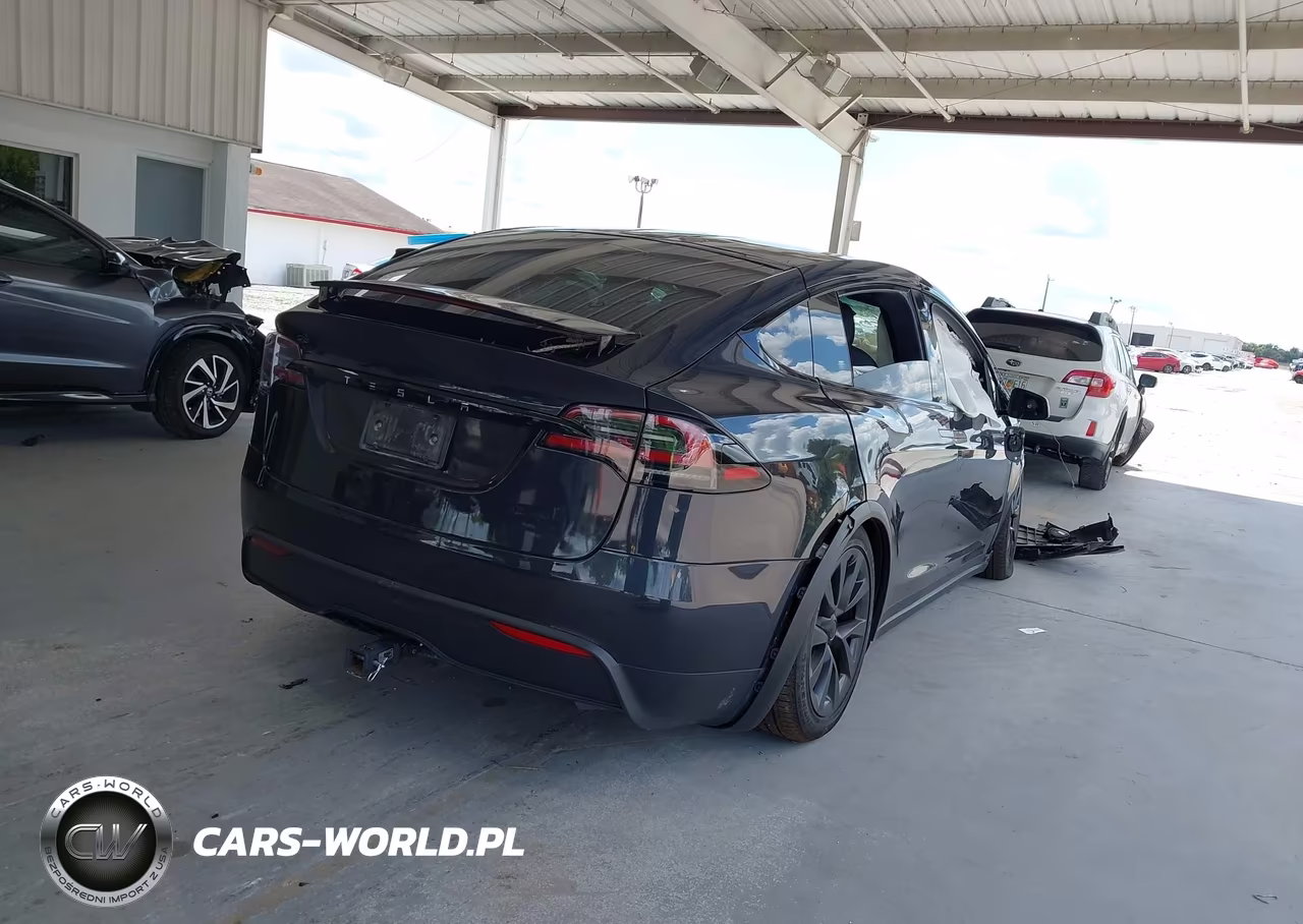 2024 Tesla Model X Long Range VIN:7SAXCDE53RF442032 - 4