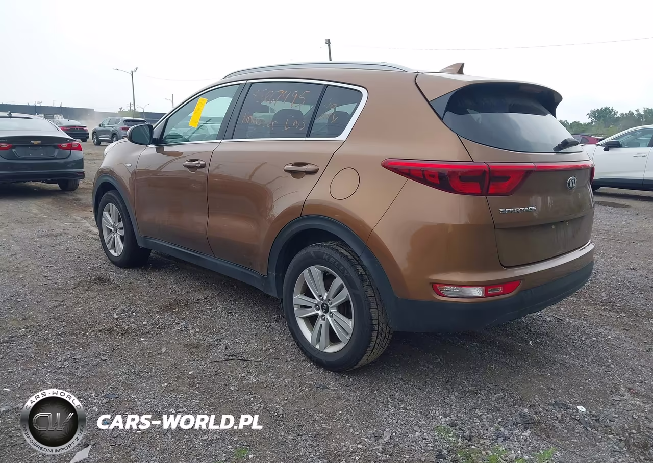 2018 Kia Sportage Lx VIN:KNDPMCAC5J7476749 - 3