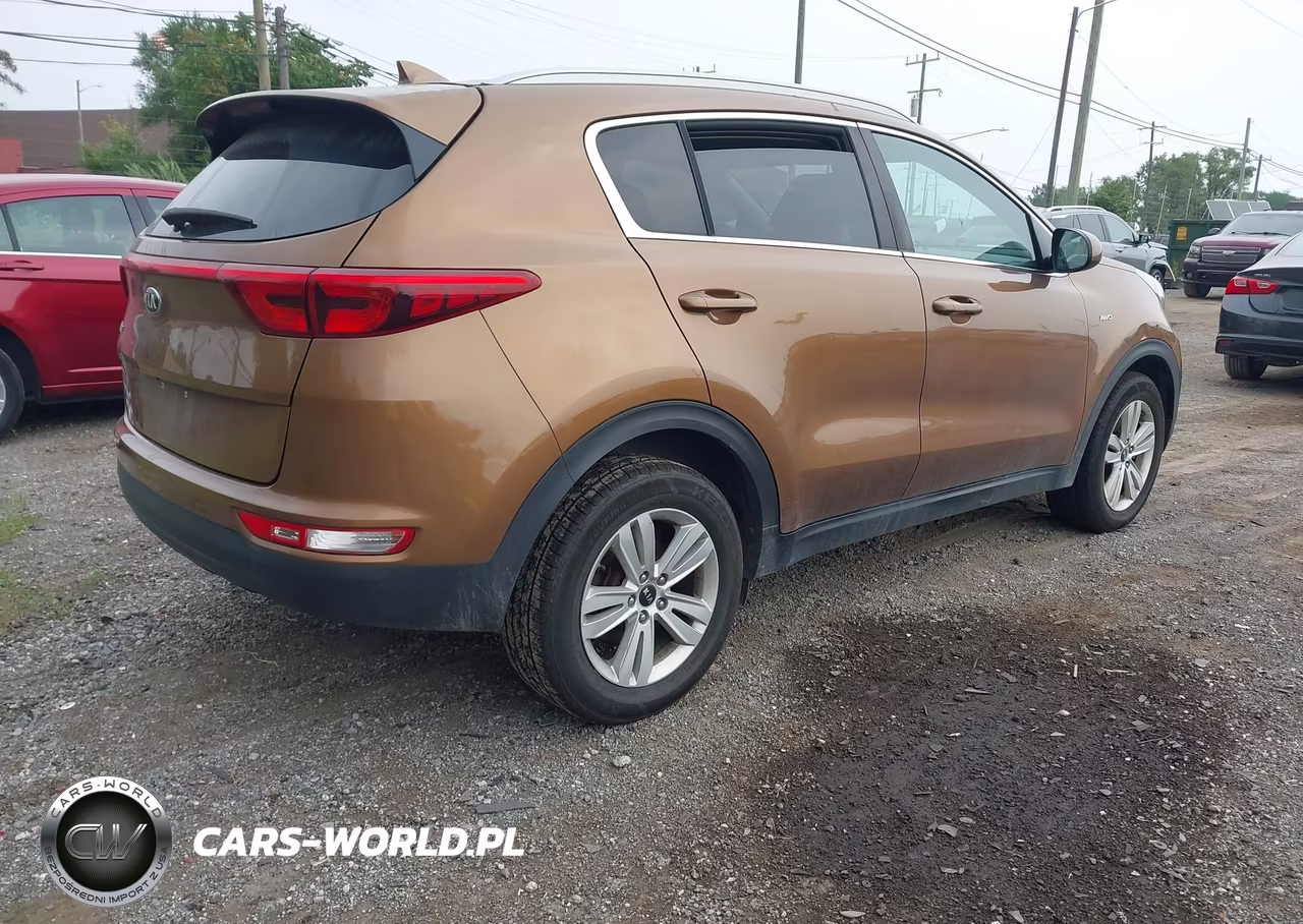 2018 Kia Sportage Lx VIN:KNDPMCAC5J7476749 - 4