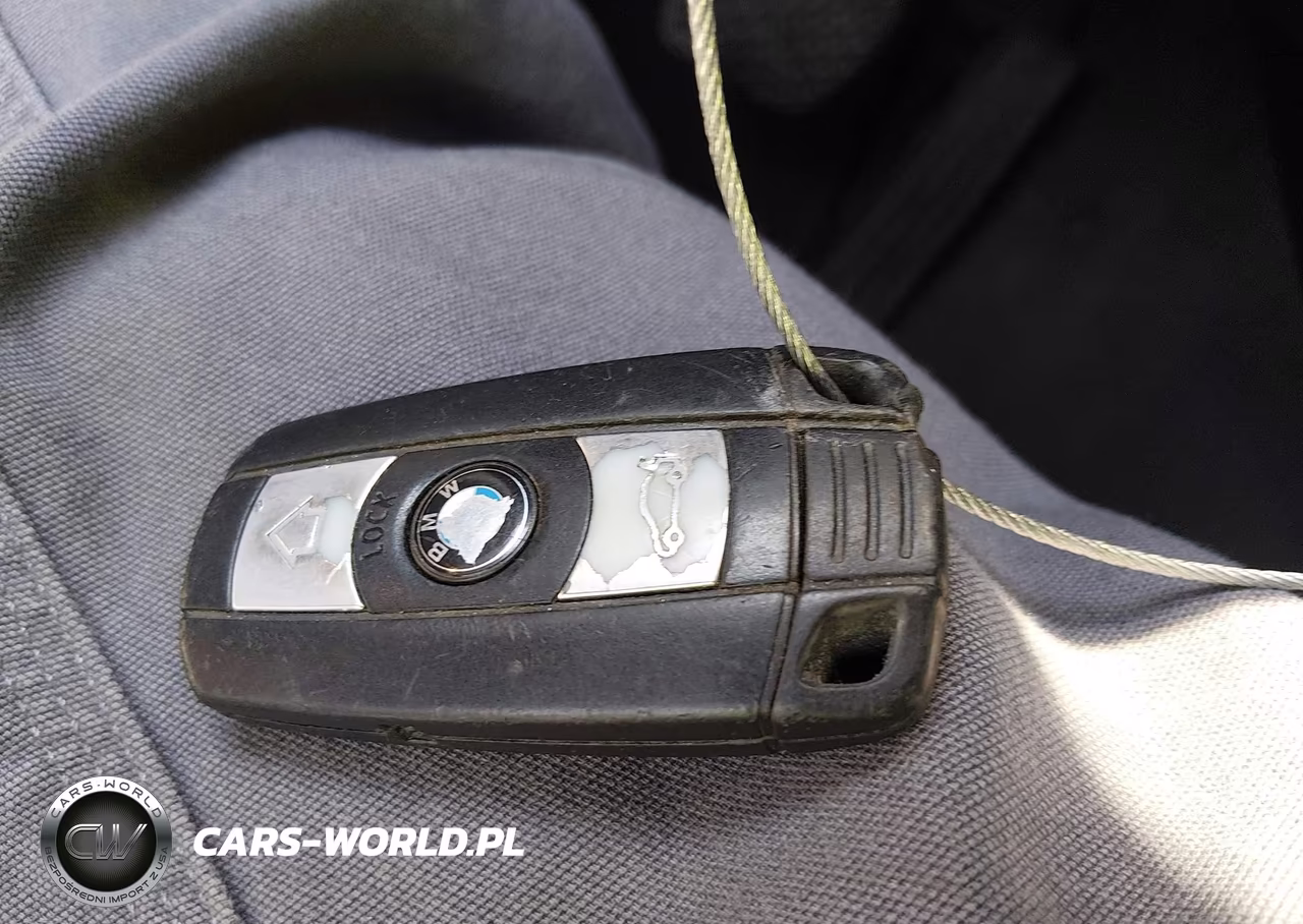 2007 BMW 328Xi VIN:WBAWC33537PD06539 - 11