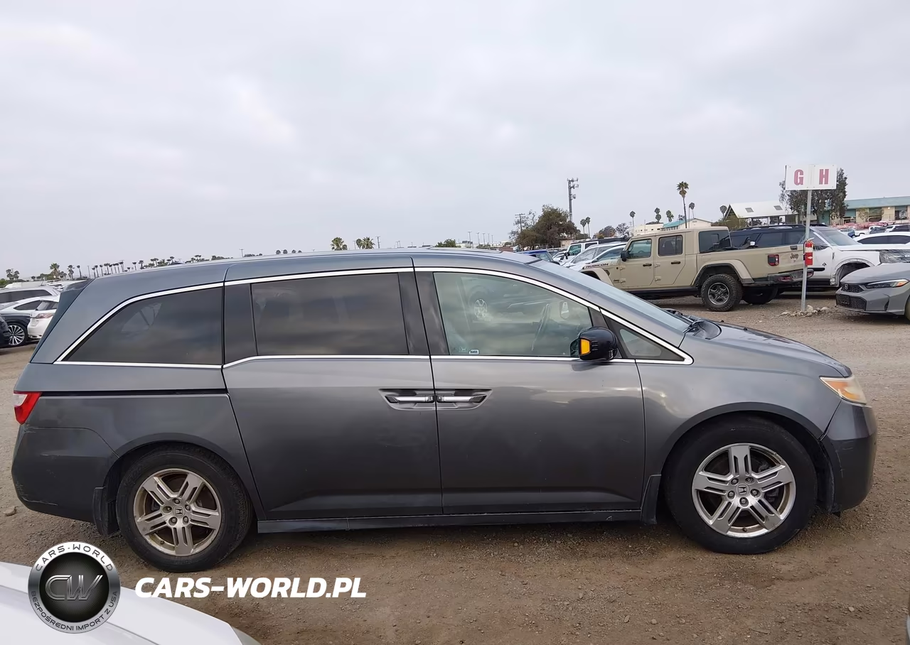 2012 Honda Odyssey Touring-Touring Elite VIN:5FNRL5H96CB103928 - 13