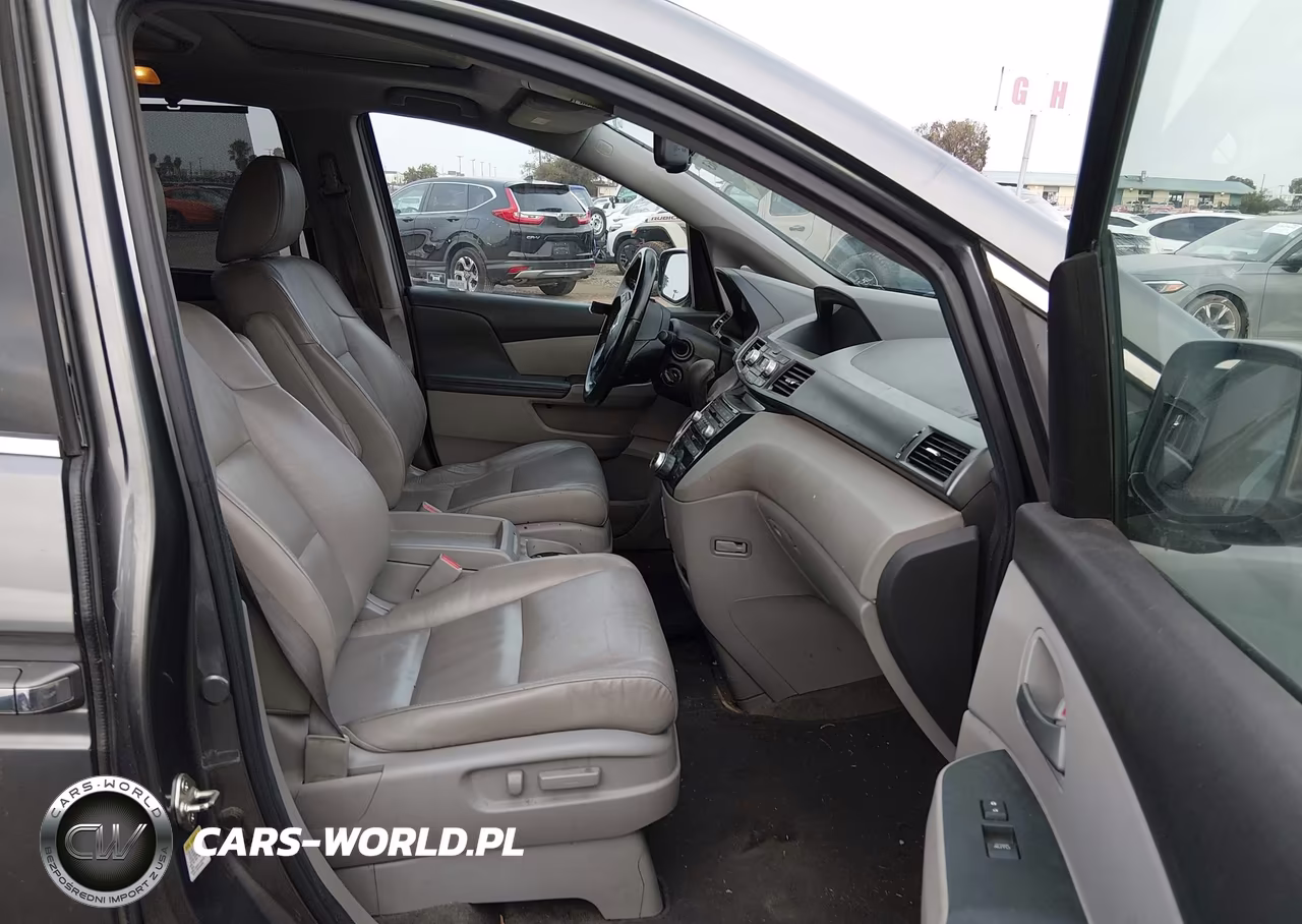 2012 Honda Odyssey Touring-Touring Elite VIN:5FNRL5H96CB103928 - 5