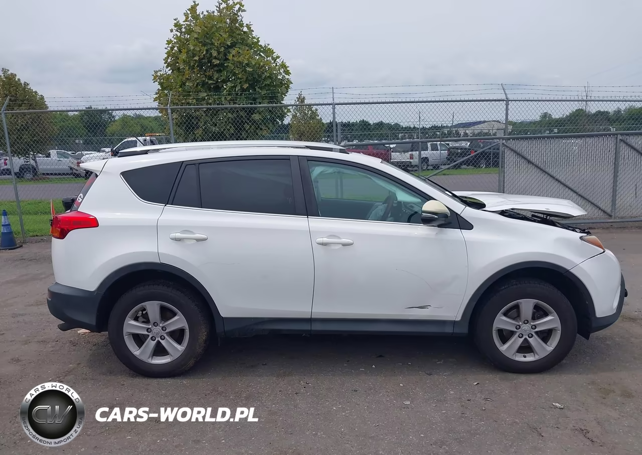 2014 Toyota Rav4 Xle VIN:2T3RFREV0EW184079 - 14