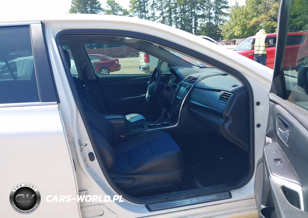 2016 Toyota Camry Se VIN:4T1BF1FK7GU153270 - 5