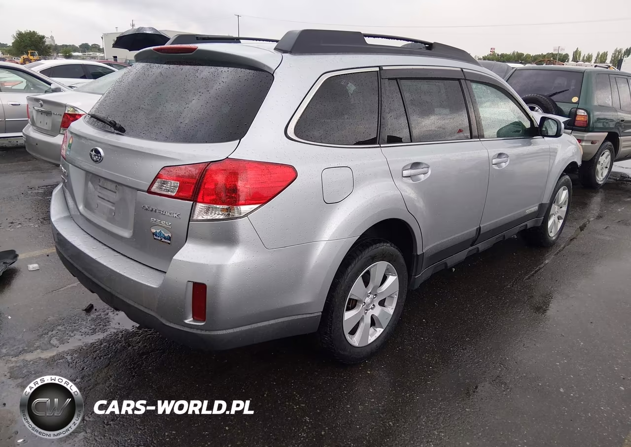 2012 Subaru Outback 2.5I Premium VIN:4S4BRBCC0C3288536 - 4