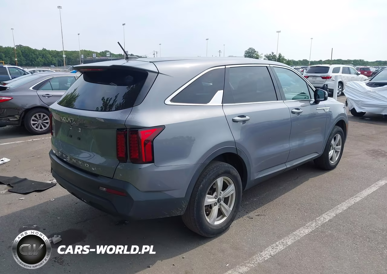 2022 Kia Sorento Lx VIN:5XYRGDLC4NG075057 - 4
