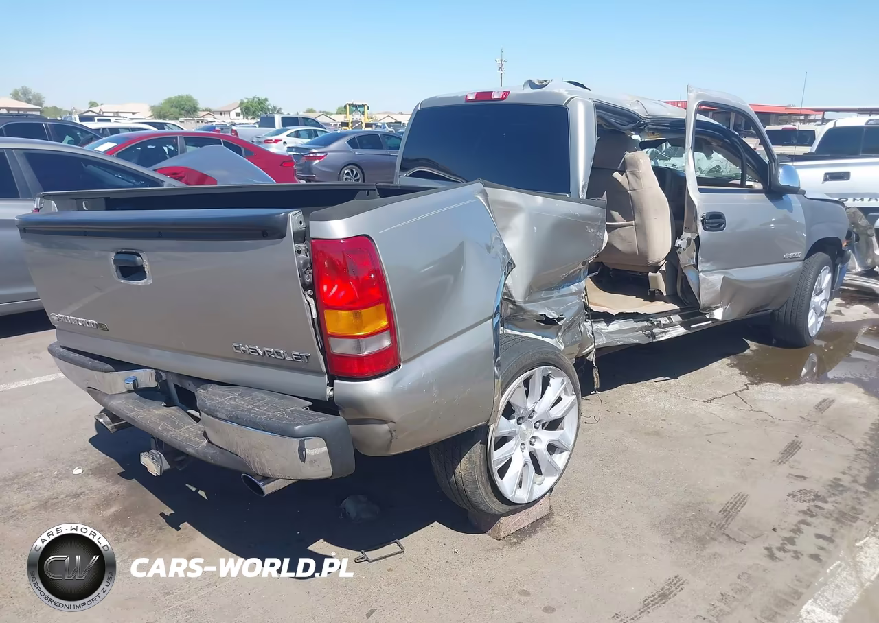 2002 Chevrolet Silverado 1500 Ls VIN:2GCEC19T821382625 - 4
