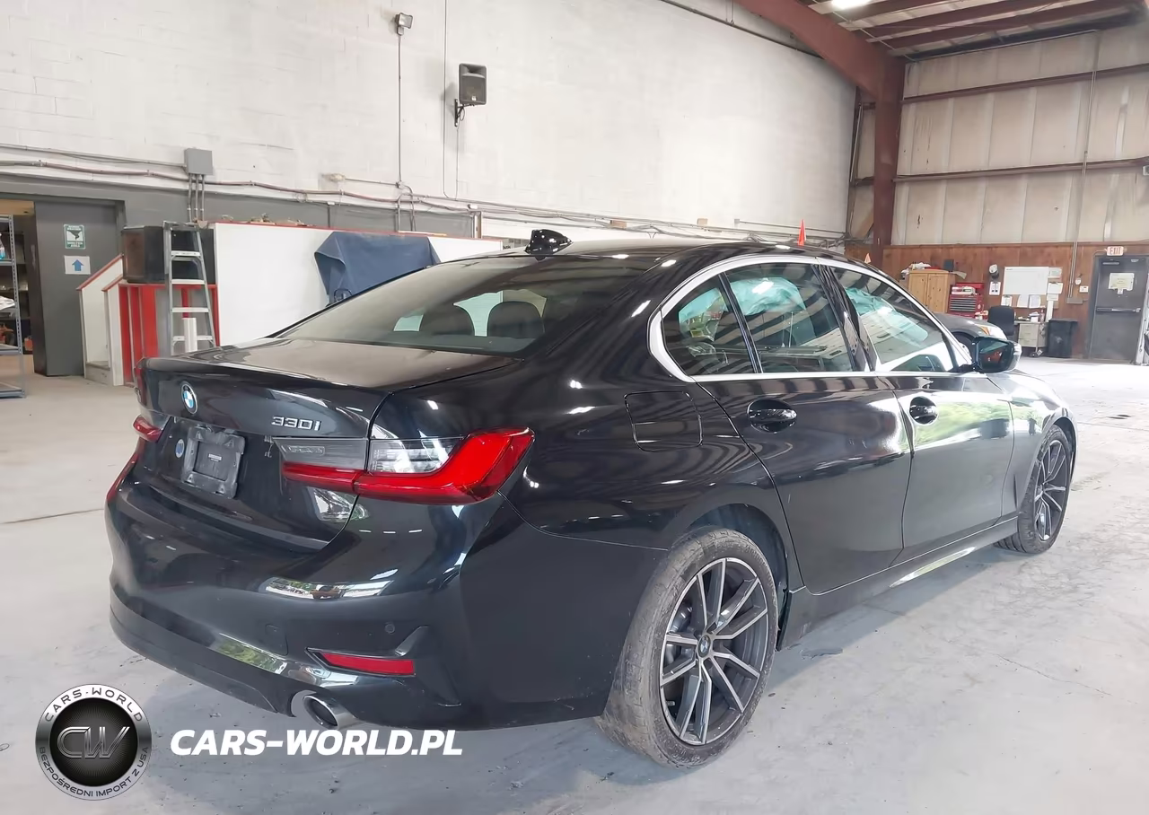 2021 BMW 330I xDrive VIN:3MW5R7J02M8B79492 - 4
