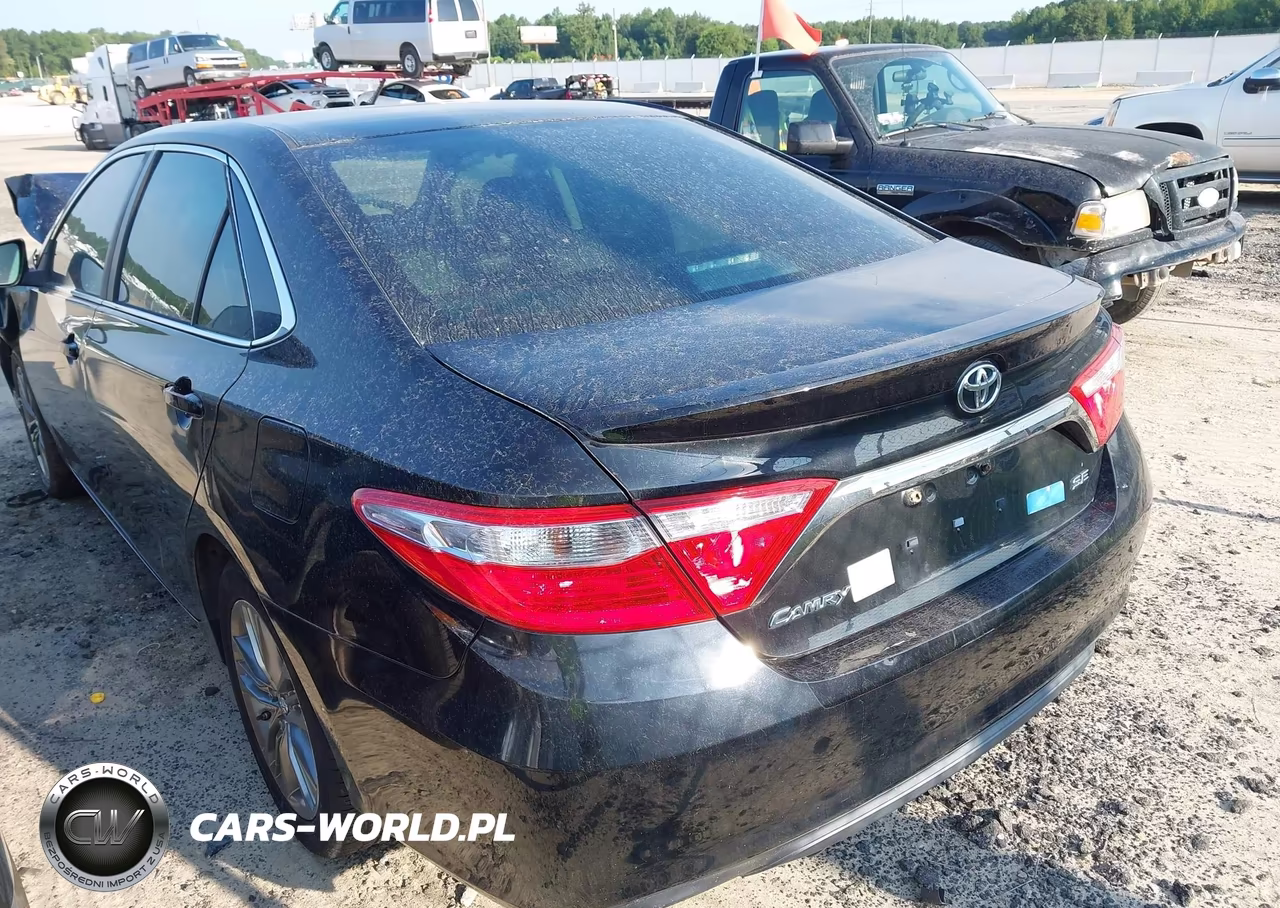 2017 Toyota Camry Se VIN:4T1BF1FK5HU311395 - 3