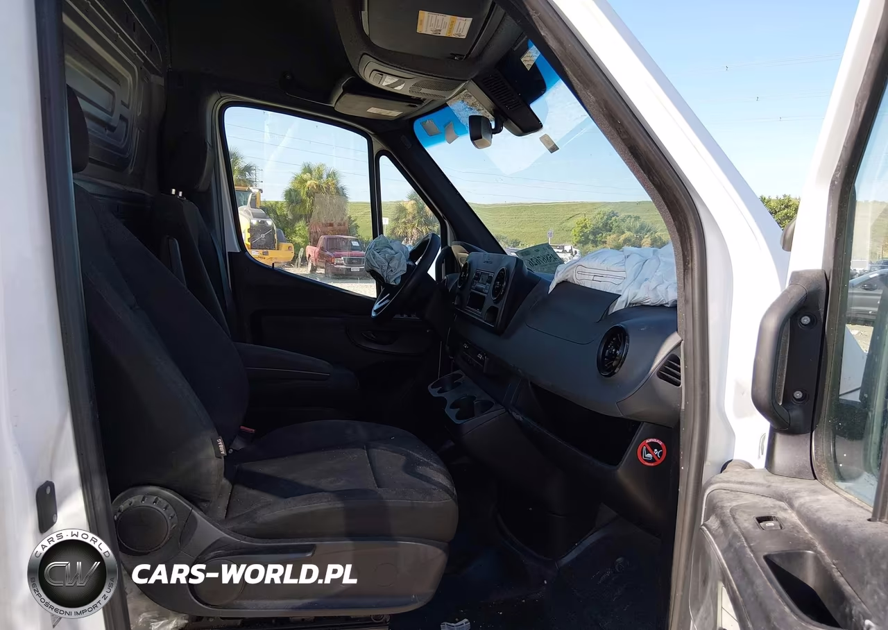 2021 Mercedes-Benz Sprinter 2500 High Roof I4 VIN:W1W40CHY6MT051993 - 5