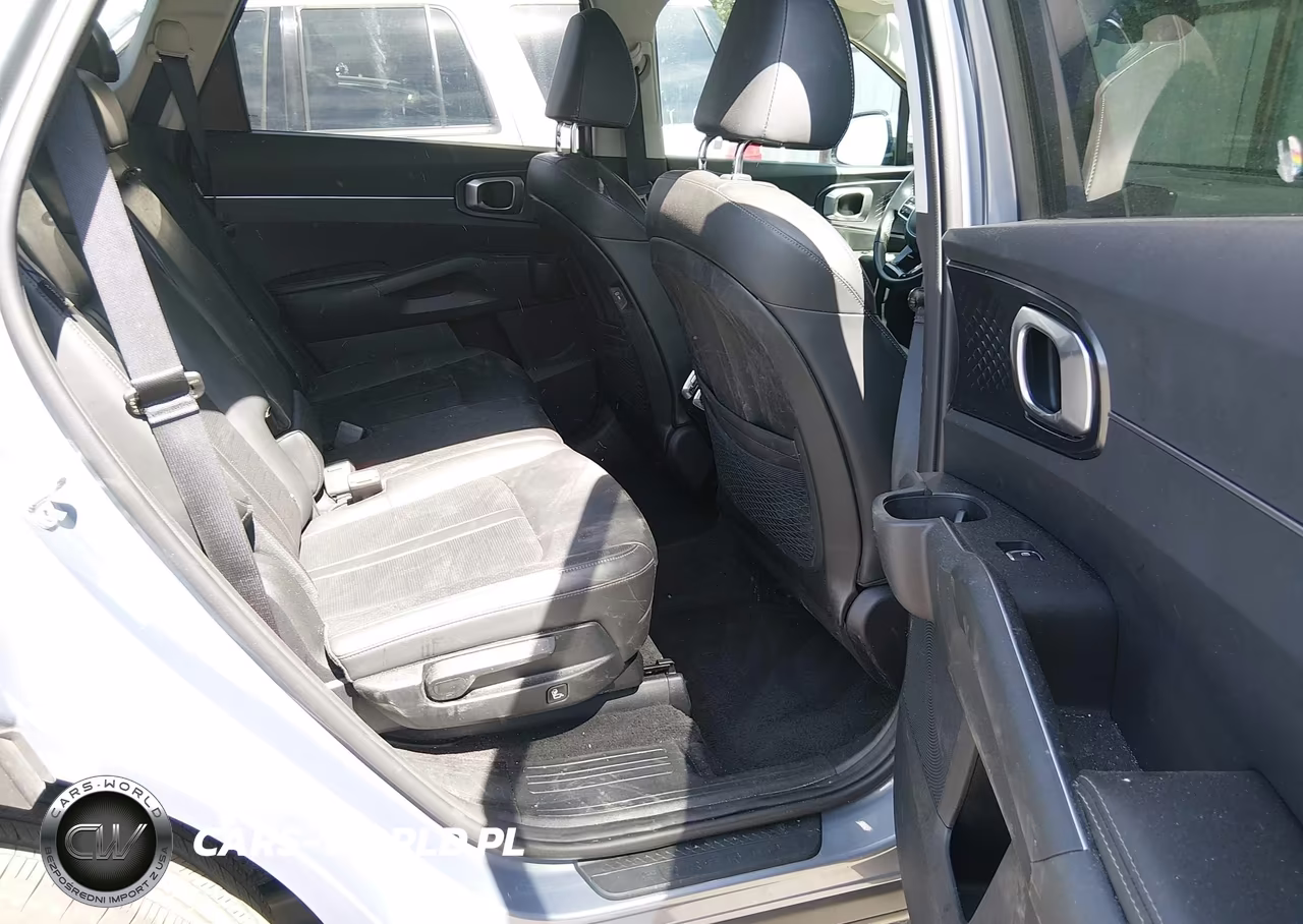 2024 Kia Sorento S VIN:5XYRLDJC6RG291691 - 8