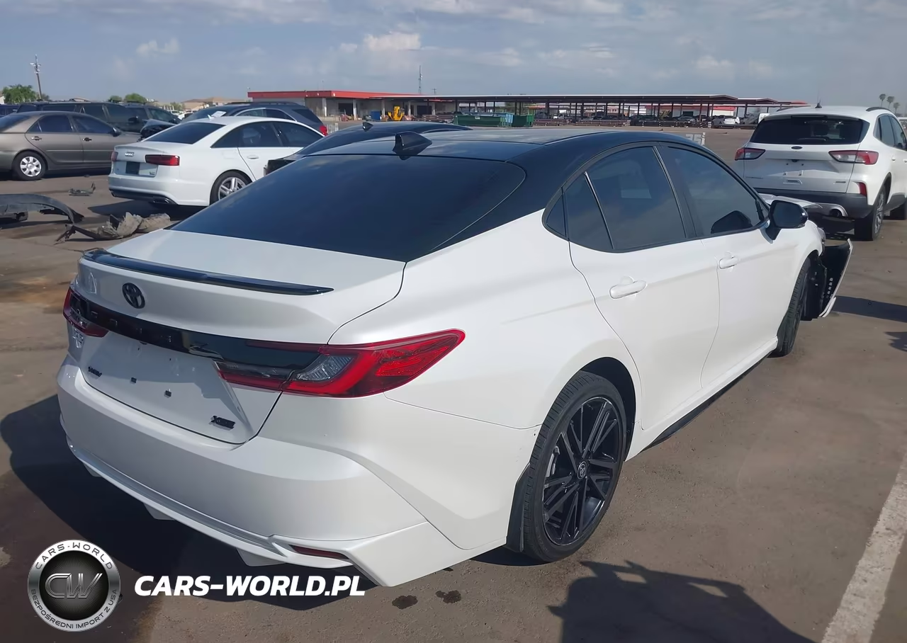 2025 Toyota Camry Xse VIN:4T1DAACK2SU075579 - 4