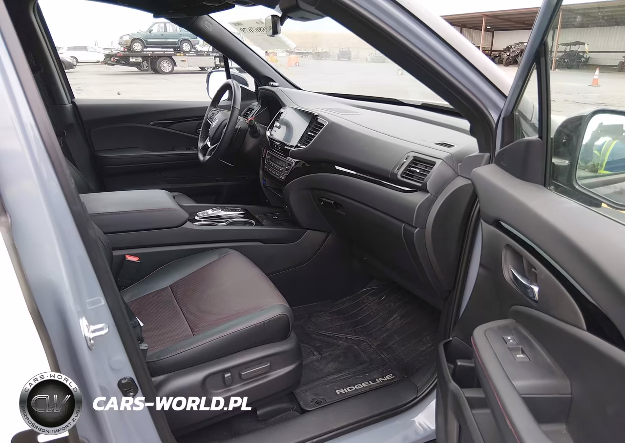 2025 Honda Ridgeline Black Edition VIN:5FPYK3F82SB045531 - 5