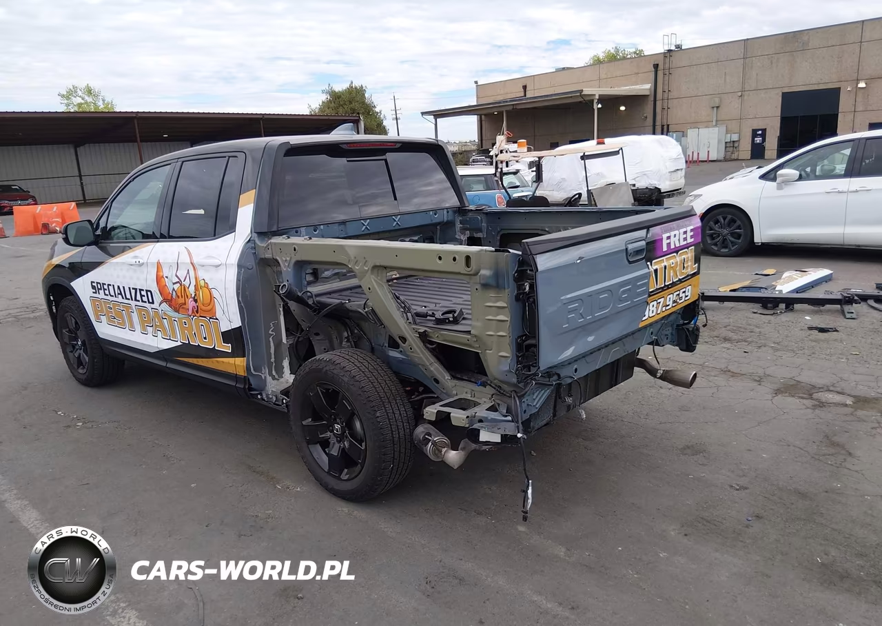 2025 Honda Ridgeline Black Edition VIN:5FPYK3F82SB045531 - 6