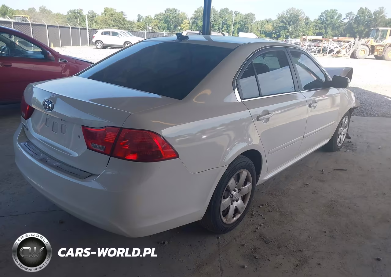2009 Kia Optima Lx VIN:KNAGE228895367644 - 4