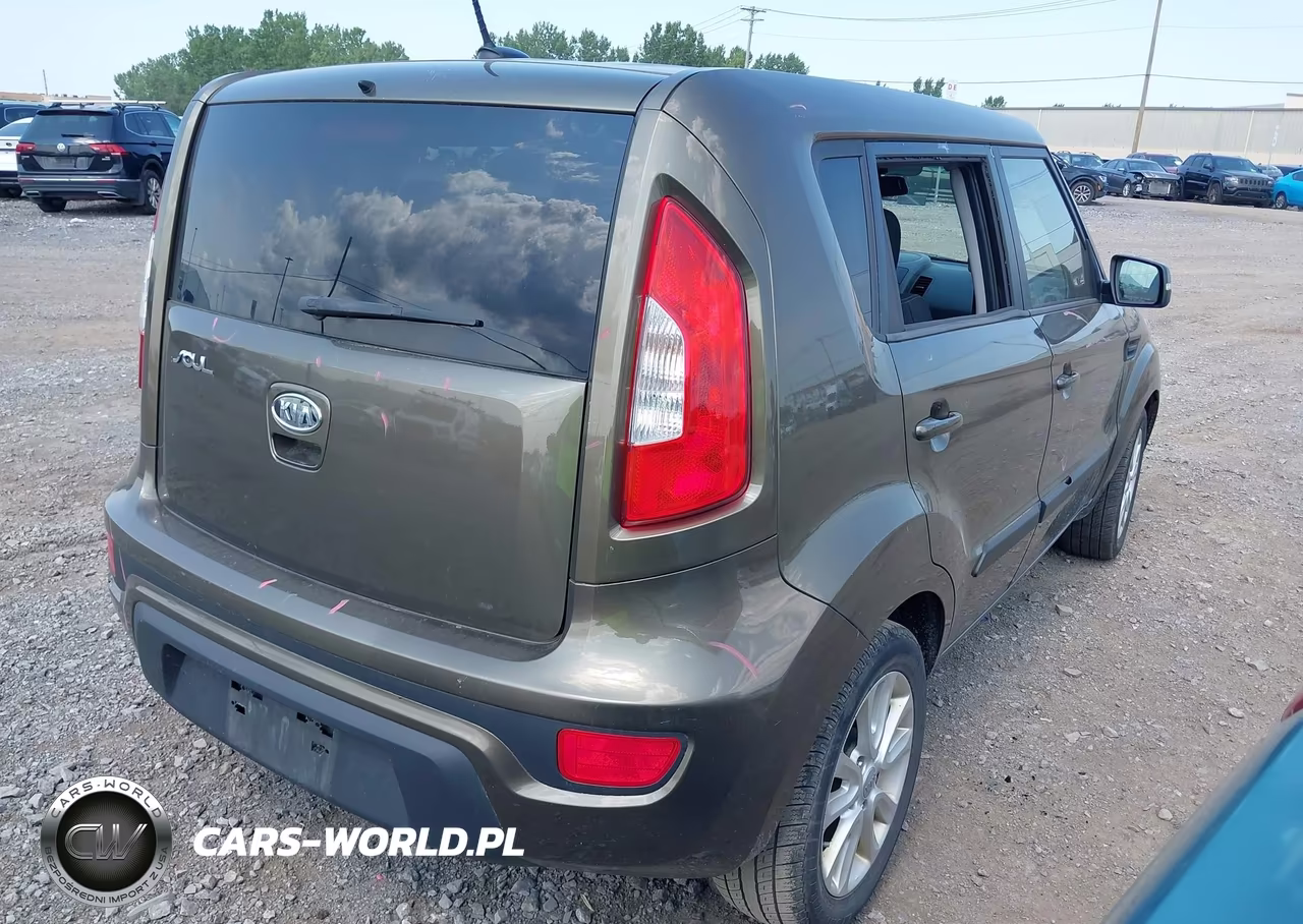 2012 Kia Soul + VIN:KNDJT2A63C7385477 - 4