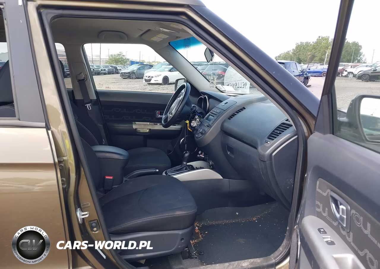 2012 Kia Soul + VIN:KNDJT2A63C7385477 - 5