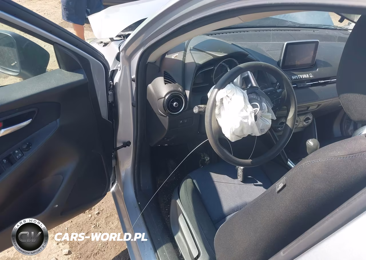 2017 Toyota Yaris Ia VIN:3MYDLBYV6HY153036 - 17
