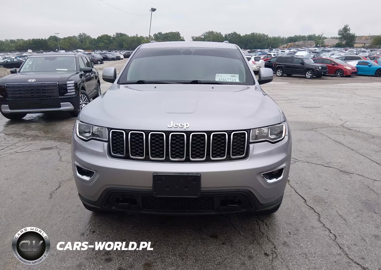 2018 Jeep Grand Cherokee Laredo E 4X4 VIN:1C4RJFAG2JC456956 - 13