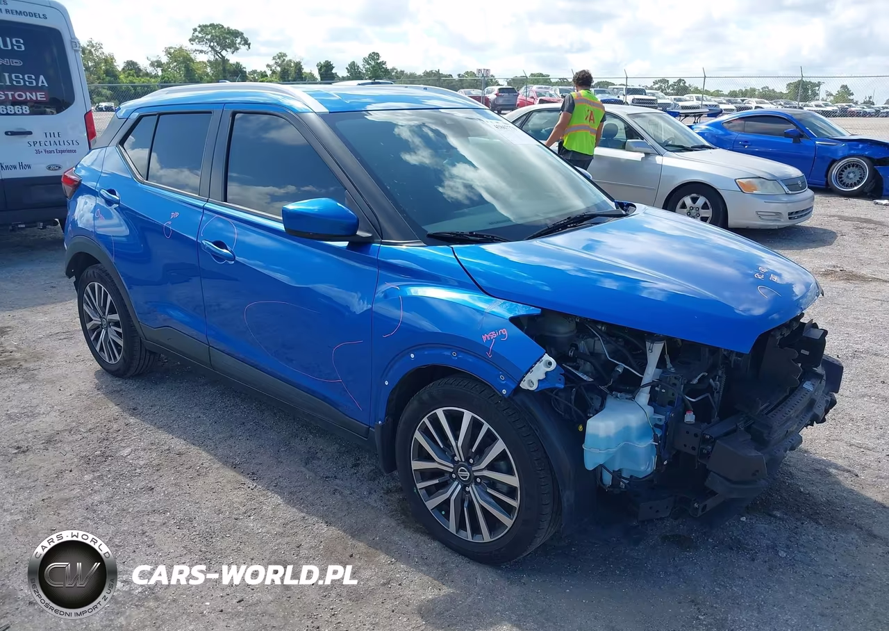 2021 Nissan Kicks Sv Xtronic Cvt