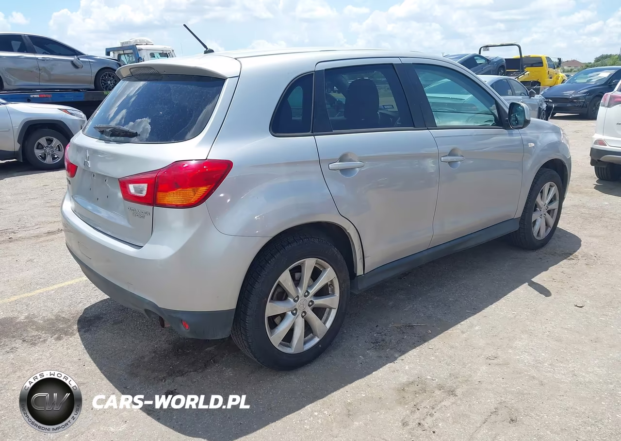 2015 Mitsubishi Outlander Sport Es VIN:4A4AP3AU8FE043928 - 4