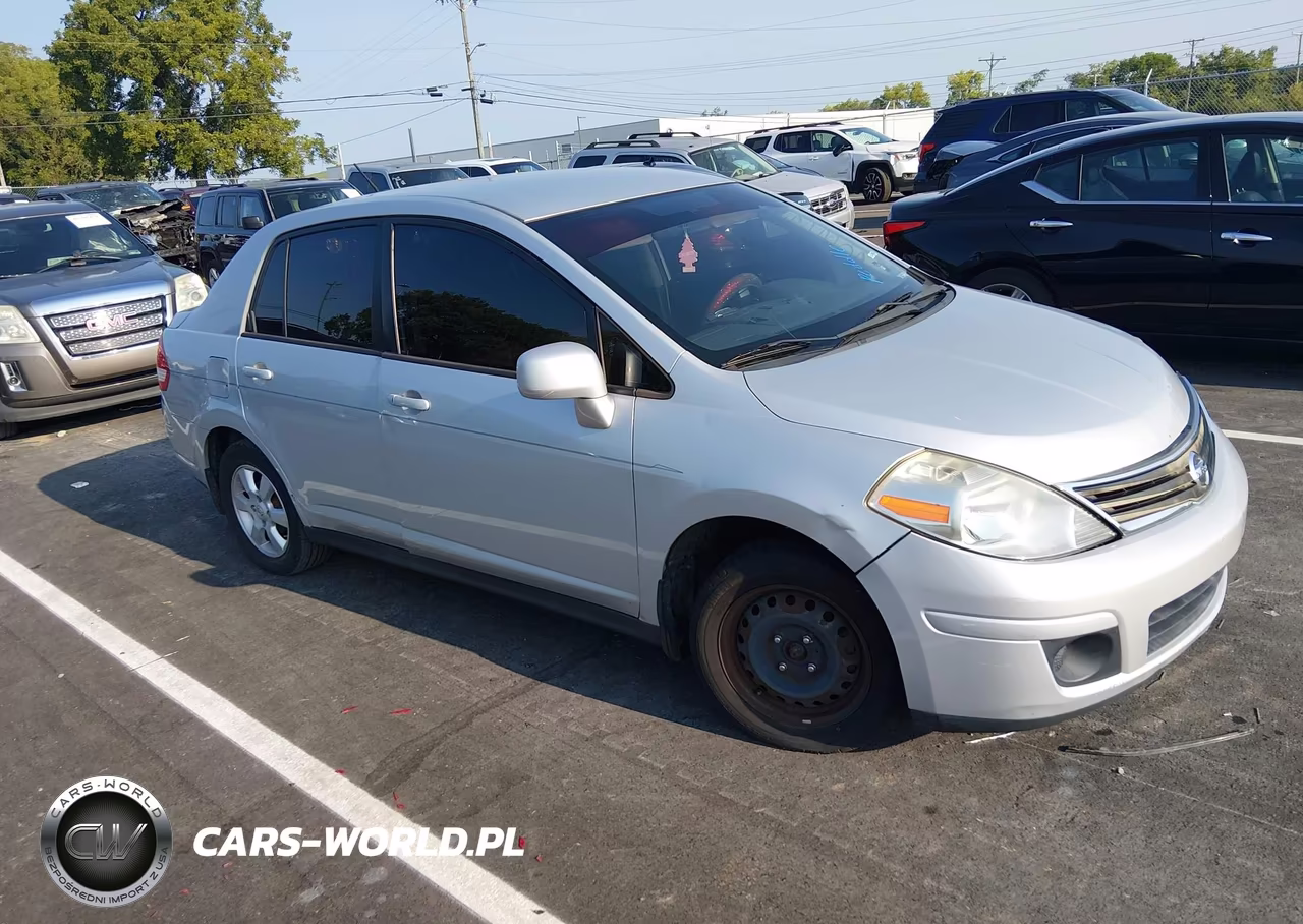 2011 Nissan Versa 1.8Sl