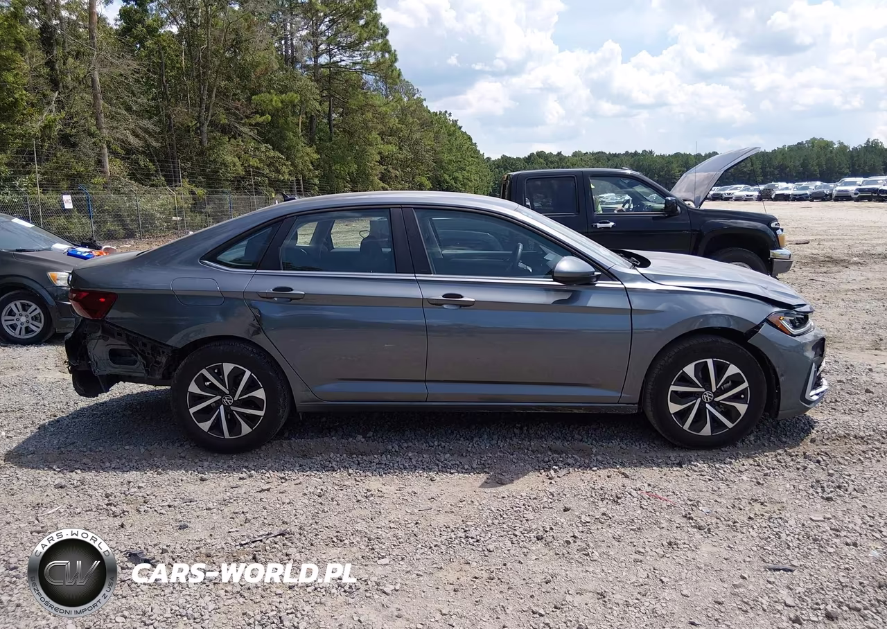 2026 Volkswagen Jetta S VIN:3VW5W7BU7TM044508 - 13