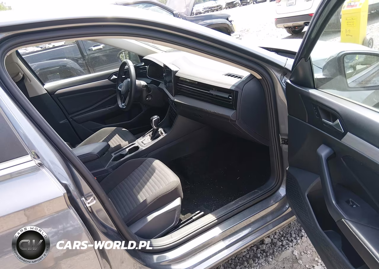 2026 Volkswagen Jetta S VIN:3VW5W7BU7TM044508 - 5