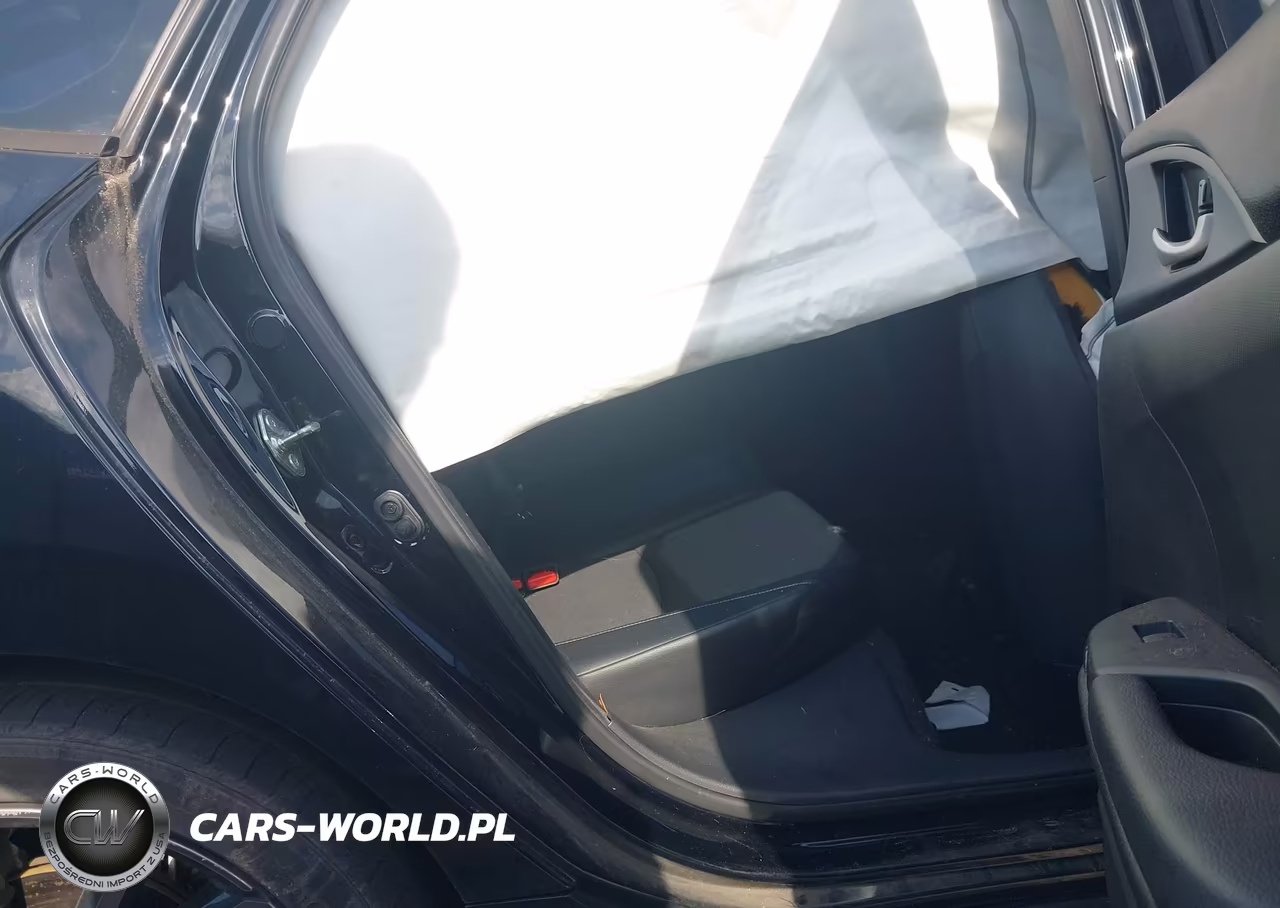 2019 Honda Civic Sport VIN:19XFC2F84KE002693 - 8