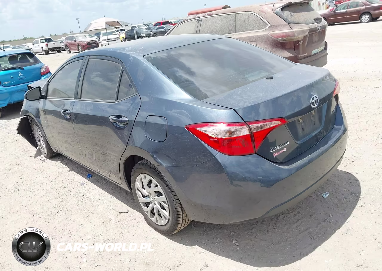 2019 Toyota Corolla Le VIN:2T1BURHE7KC207141 - 3
