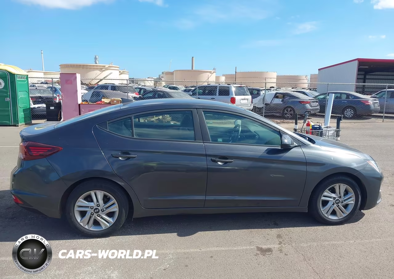 2020 Hyundai Elantra Sel VIN:5NPD84LF9LH598940 - 13