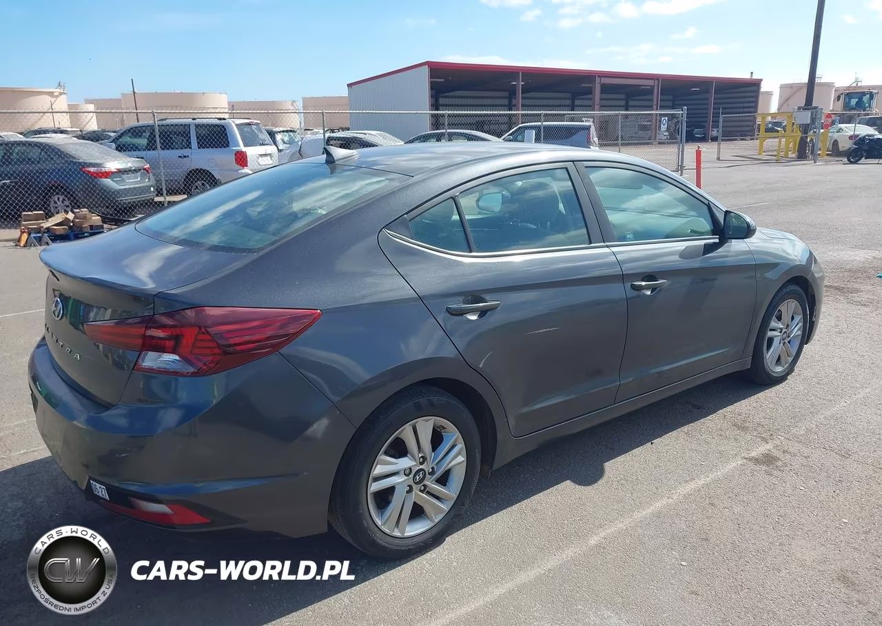 2020 Hyundai Elantra Sel VIN:5NPD84LF9LH598940 - 4