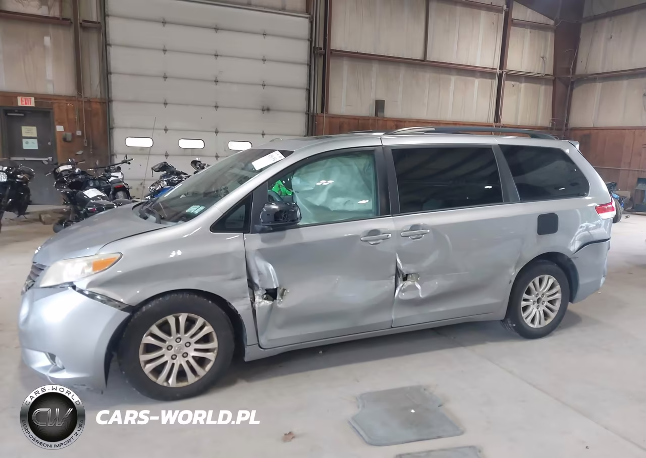 2013 Toyota Sienna Xle V6 8 Passenger VIN:5TDYK3DC5DS388669 - 6