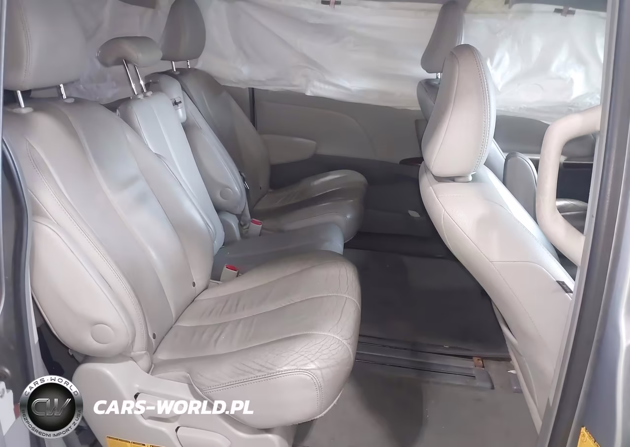 2013 Toyota Sienna Xle V6 8 Passenger VIN:5TDYK3DC5DS388669 - 8